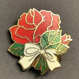 W. Berrie Red Rose Floral Enamel Lapel Pin 0.85" Vintage 1980 Gold Tone